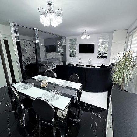 Apartament Glamour Гнезно Экстерьер фото